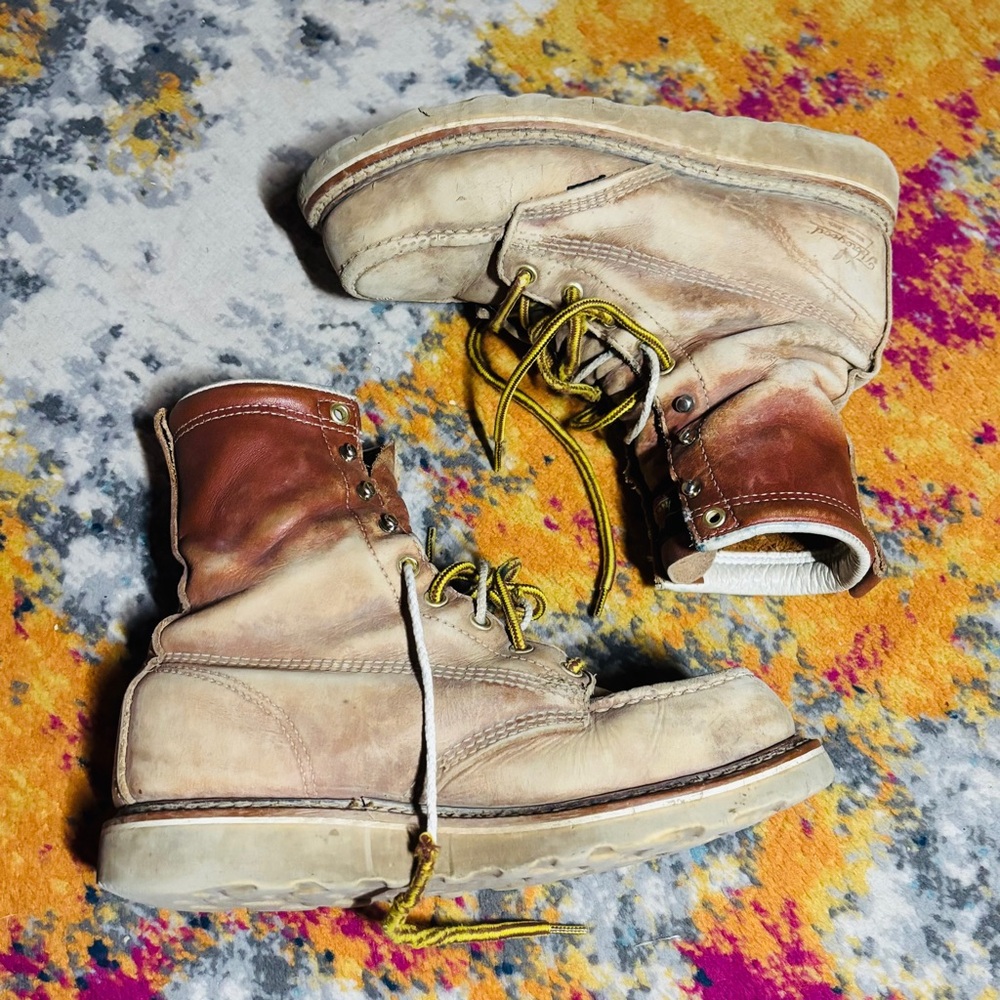 Thorogood Lace-Up Work Boot Sz 6.5 in Tan/Lt Brown - Heavily Used - Picture 3 of 10